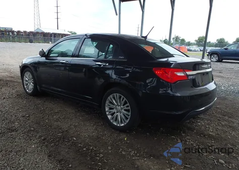 2011 Chrysler 200 Limited from USA, damaged, VIN 1C3BC2FG8BN551254